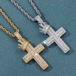 Europa América Venda Quente Ouro Prata Duas Cores Completa Incrustada Zircão Coroa Cruz Hip-Hop Pingente Retro Único Hom