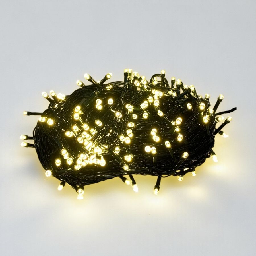 Cordão de LED Pisca Pisca Branco Quente com Fio Verde 300 Leds de 8 Funções - 30m - 1 unidade - Rizzo