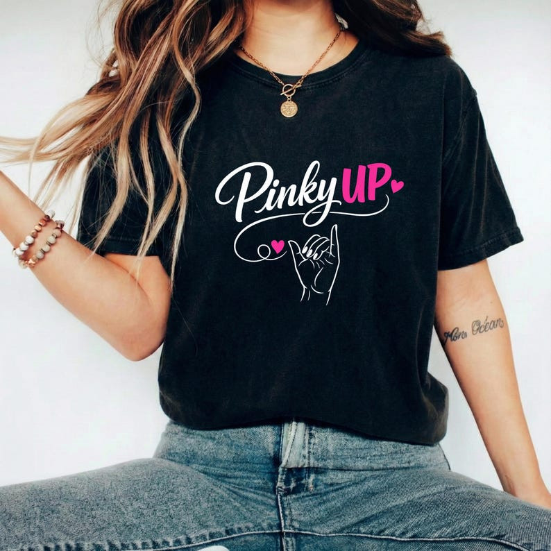 Camiseta Masculina Feminina Oversized Estampa Pinky Up Mão e Coração, Camiseta Streetwear, Camiseta com Frase Romântica