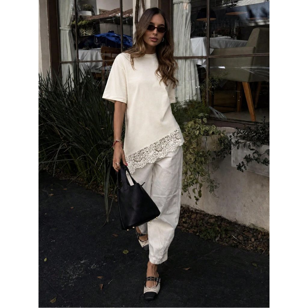 Blusa Assimetrica Detalhe De Renda Confort Elegante Inverno