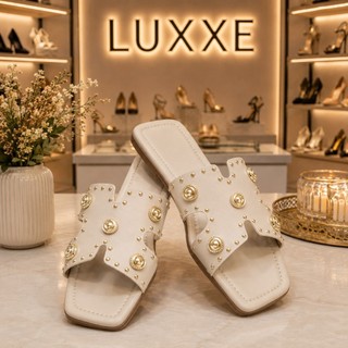 Rasteira Feminina com Aplicações Douradas Confortável – Luxxe
