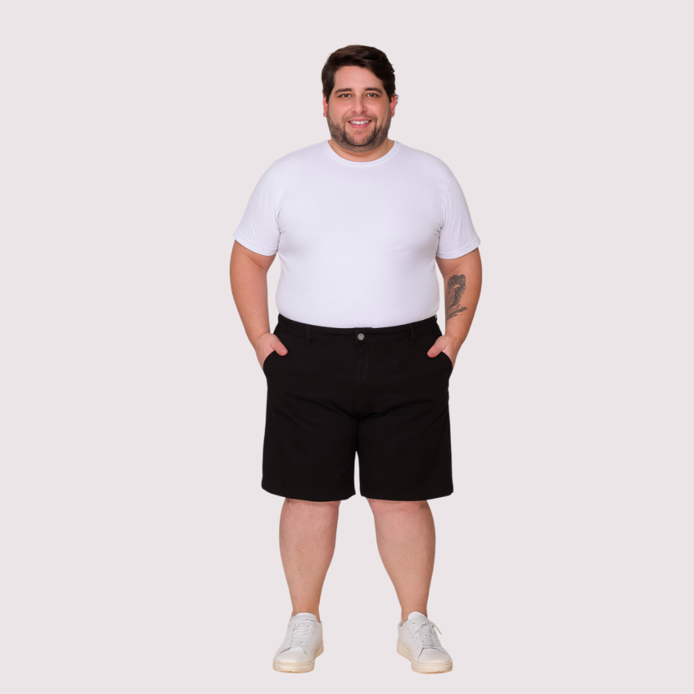 Bermuda Masculina Plus Size em Sarja com Elastano Preto Confortável, Moderna e com Caimento Perfeito