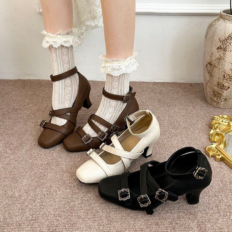 6CM dedo do pé quadrado cruz fivela cinta sapatos femininos 2026 novo estilo sapatos de boca rasa salto grosso