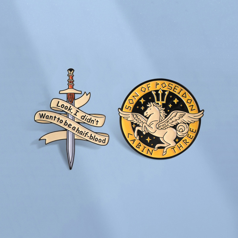 Percy Jackson Esmalte Pino Meio Sangue Espada Filho De Poseidon Pegasus Broche Lapela Emblemas Mochila Acessórios Presen em Oferta na Shopee