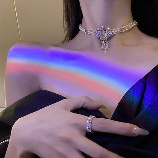 Pronto estoque Luxo cheio de diamante gota de água pingente borla colar colorido Flash diamante luz luxo clavícula corre