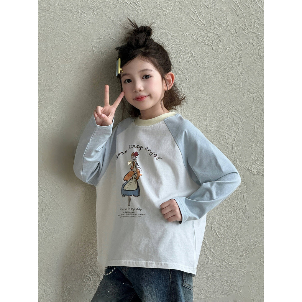 Camiseta de manga comprida para meninas primavera outono 2026 novo estilo estilo estilo ocidental roupas infantis menina