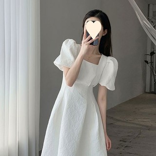 Novo vestido francês de manga bufante branco de alta qualidade