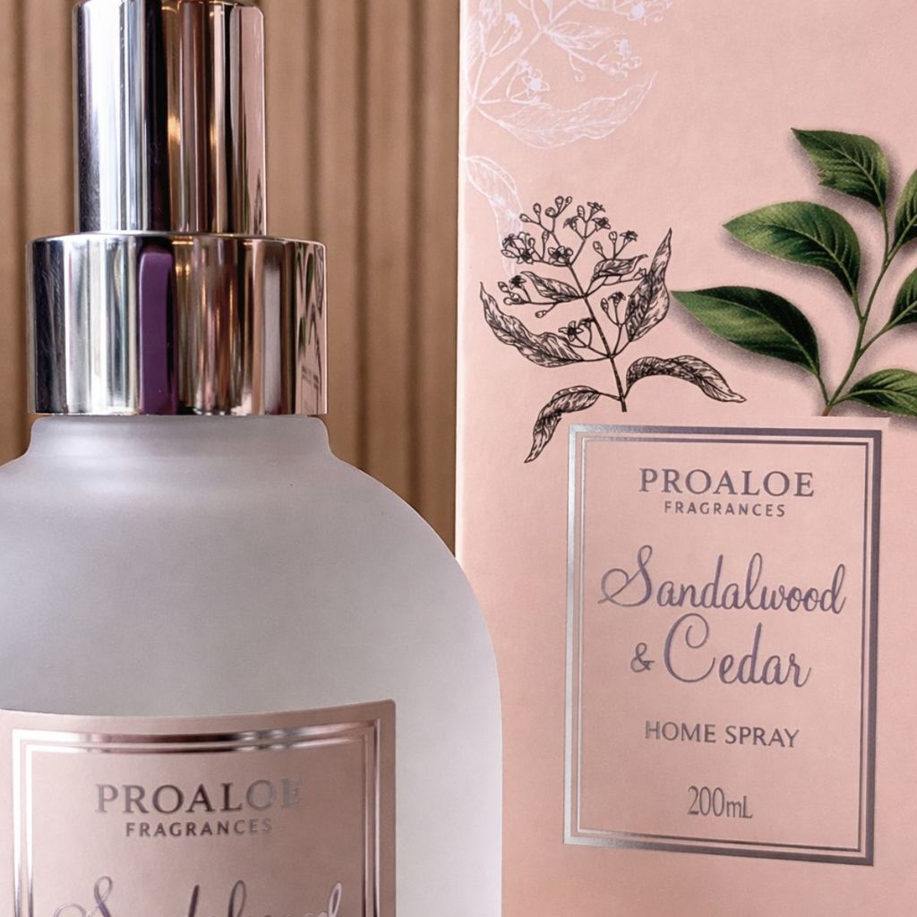 Home Spray Aromatizador de Ambiente Sandalwood & Cedar 200ml — imagem 2 de 2