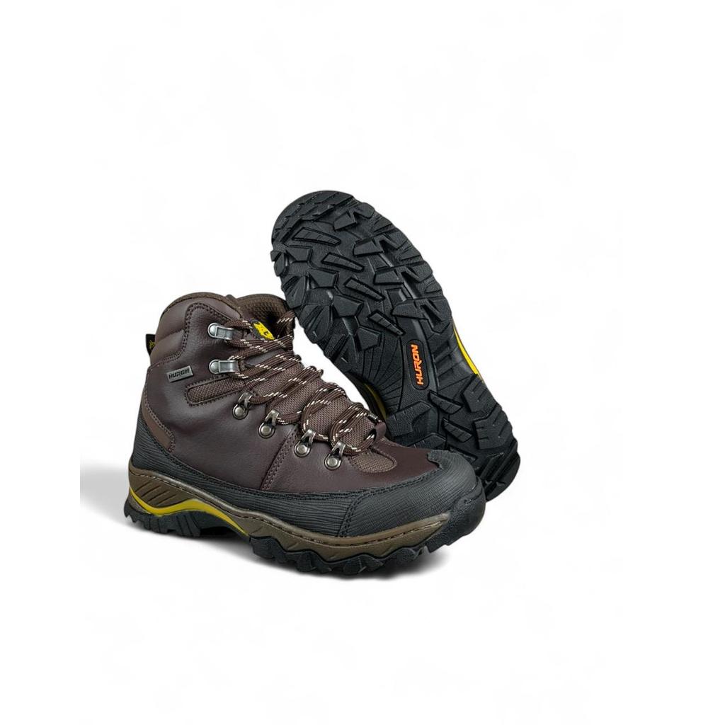 Bota Masculina Coturno Adventure Marrom Couro Sintético Confortável e Resistente ideal para Trilha