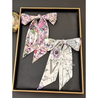 Novo estilo 26 letras lenços de seda Headbands Super bonito olhar temperamento coreano lenços decorativos gravata sacos 