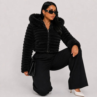 Blusa Peluciada Teddy Manga Longa Feminina Forrada Puffer