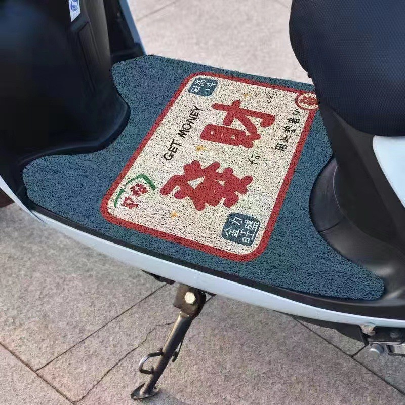 Tapete de chão para veículo elétrico com desenho animado para uso doméstico, tapete universal para pedal de motocicleta,