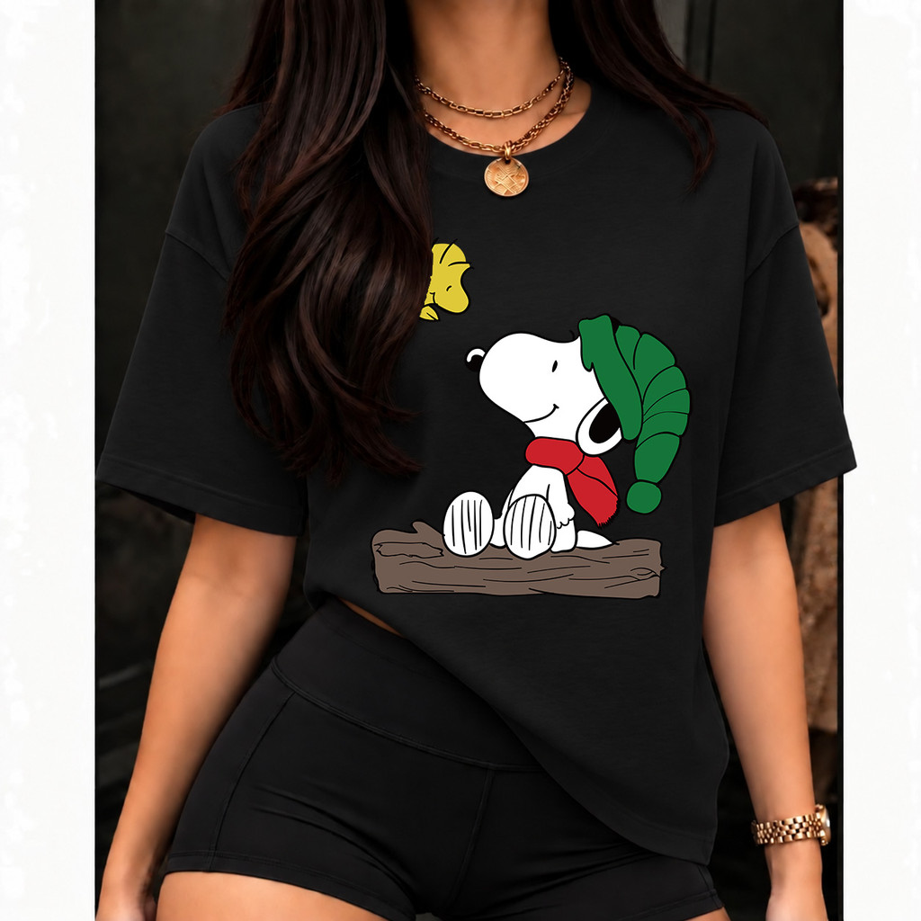 [Camiseta Premium em Algodão Puro] SUSU Personagem Snoopy Woodstock Turma Peanuts Inverno Estampa Divertida Feminina Man