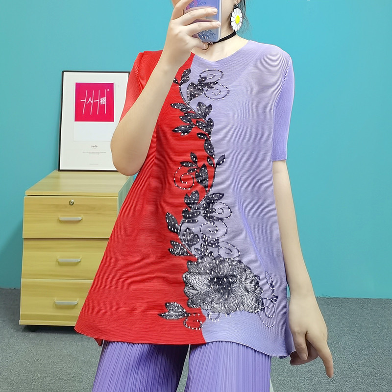 Uma pessoa uma plissada S032 Issey Miyake plissado 2025 verão colorido camiseta costura contraste cor diamante quente in