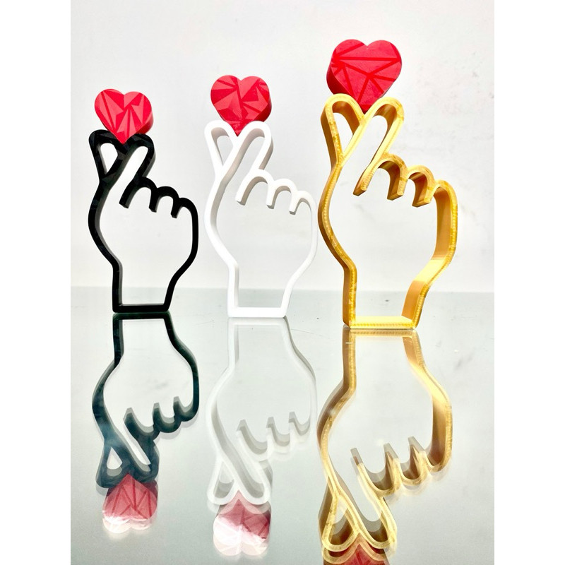 Mãozinha Coração Coreano Decorativa 3D | Decoração K-pop, Dorama e Geek | Presente Criativo | 12,5 cm