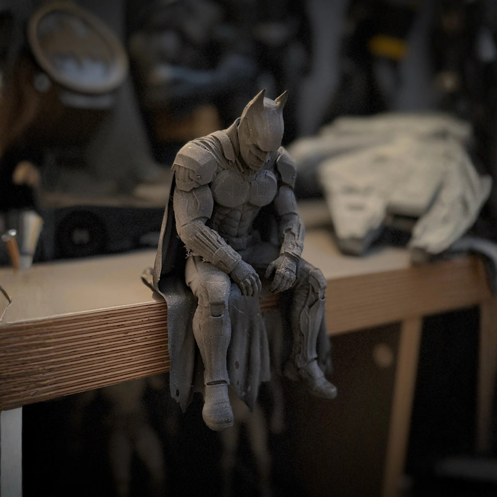 Batman Arkham Knight Sentado Canto Enfeite Setup Gamer Action Figure Colecionável Presente Geek Nerd Decorativo Luxo 3D