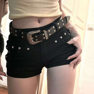 Cross-Border americano quente menina preto escuro nádegas pequenas calças pretas rebites Design Denim Super Shorts femin
