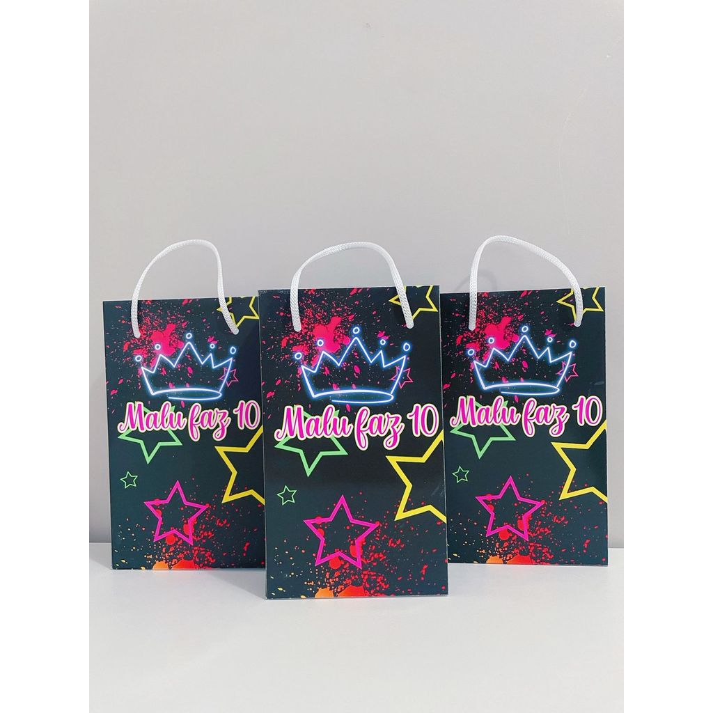 SACOLINHA NEON PERSONALIZADA COM NOME E IDADE PEGUE E MONTE em Oferta na Shopee