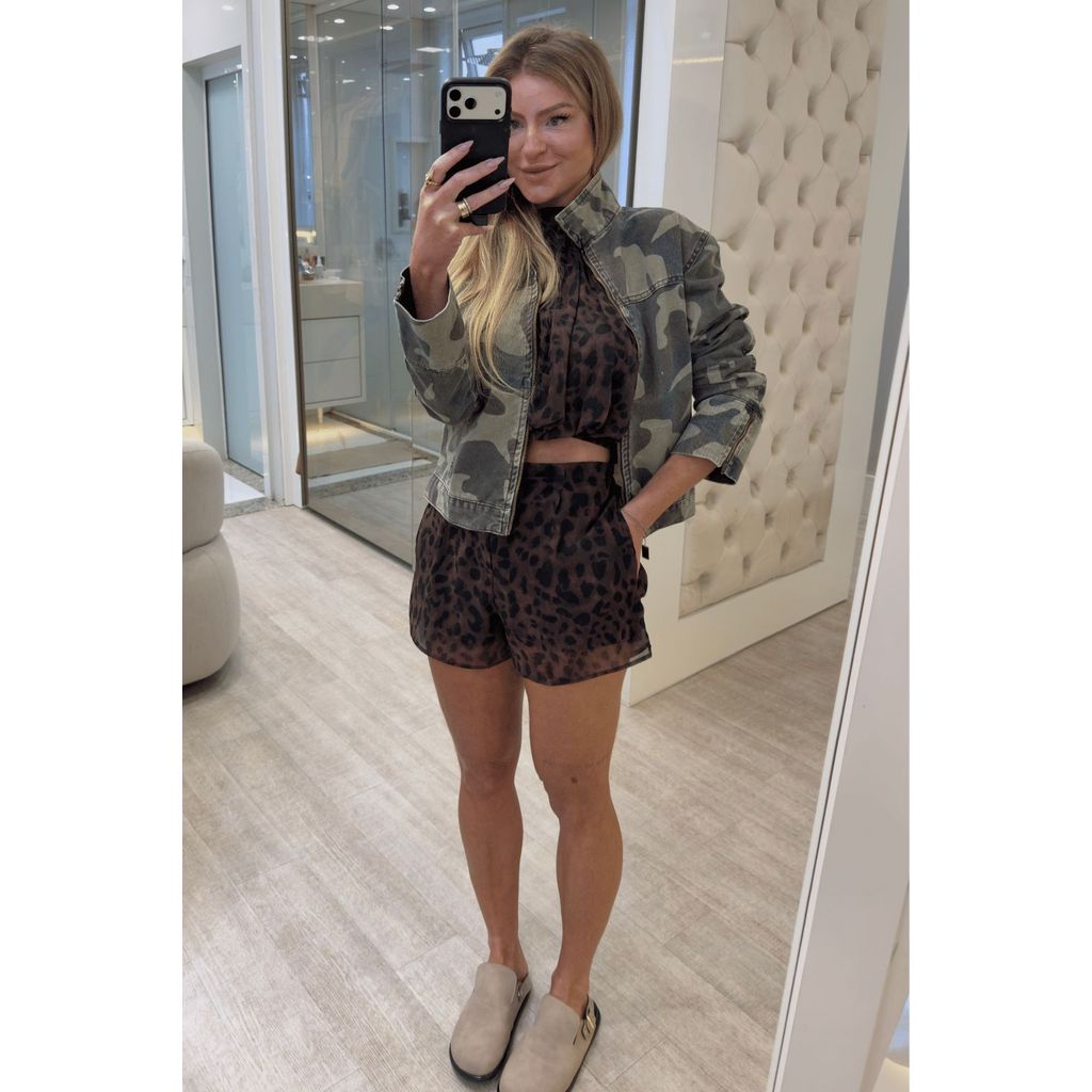 Short curto tule estampa de onça Laiana
