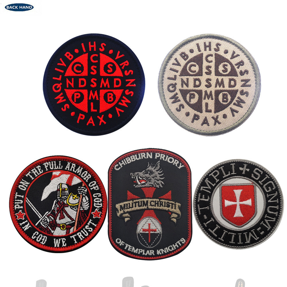 Haike Outdoor St. Medalha Cruz de Benedict Templo Cruzado Medalha de Moral Tática Braçadeira de Velcro Bordada