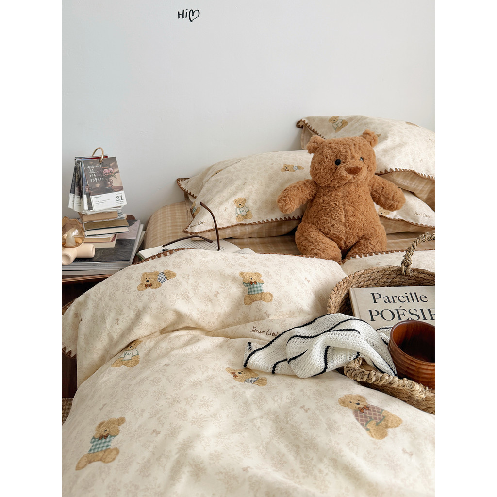 Le Misu 2026 Novo conjunto de quatro peças de urso retrô de desenho animado, roupa de cama de algodão puro Nantong, lenç