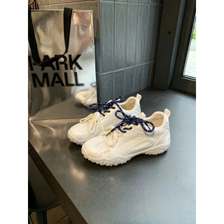 2026 novo estilo clássico tênis dedo do pé redondo papai sapatos femininos moda Forrest Gump sapatos primavera outono pr