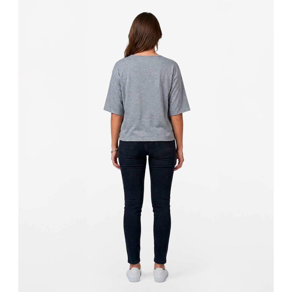 Blusa Feminina Em Viscotorcion Infinita Cor Cinza — imagem 2 de 2