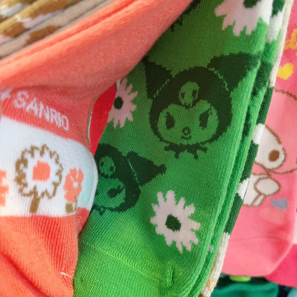 Novo bonito KT Kuromi canela meias femininas meias curtas