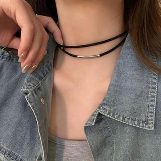 Gargantilha de corda de couro preto de camada dupla feminina simples colar curto estilo legal nicho Commuter clavícula c