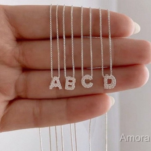 Colar Personalizado Letra Cravejada em Prata 925 | Todas as Letras Cravejadas em Oferta na Shopee