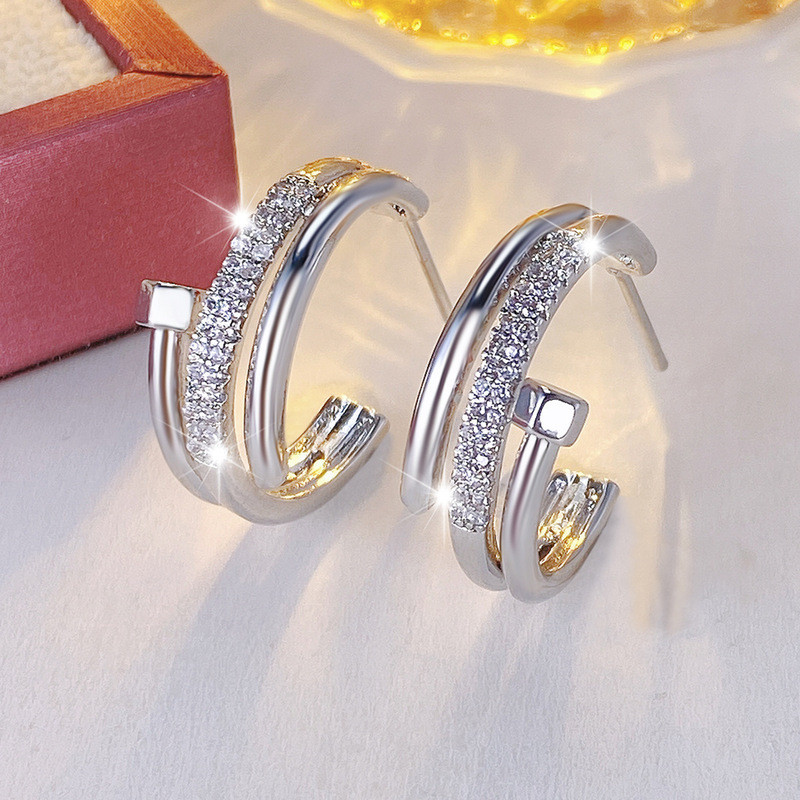 Brincos de diamante completos de luxo leve, brincos femininos de alta qualidade, de diamante simples, brincos de