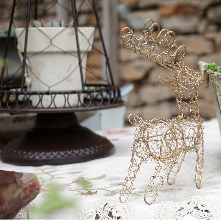 Arte em ferro antigo destaques dourados ornamentos de cervos feitos à mão ornamentos de movimentos do país americano