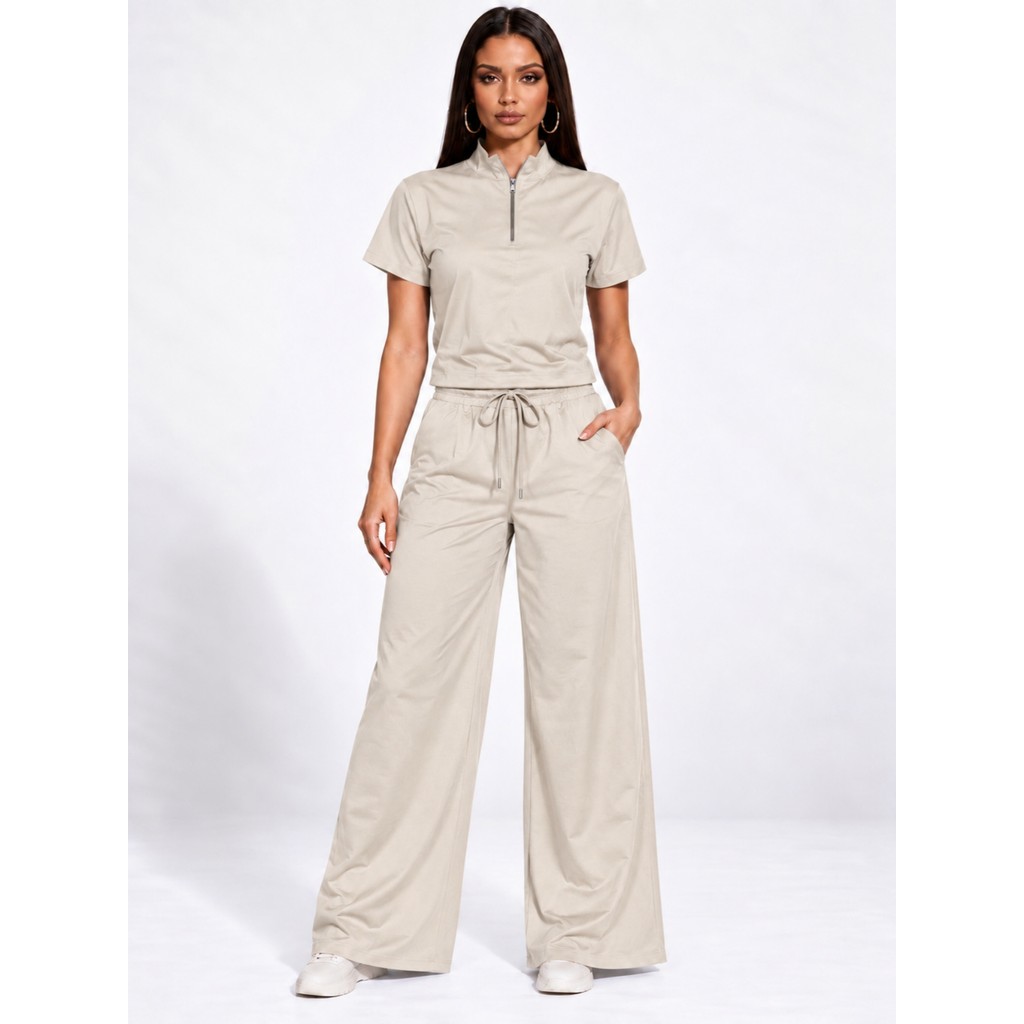 Conjunto Feminino Casual com Blusa de Manga Curta, Gola Alta e Calça Pantalona
