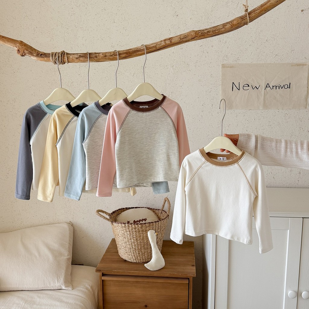 2026 novo estilo crianças primavera outono versão coreana camiseta com bloqueio de cores meninos meninas moda contraste 