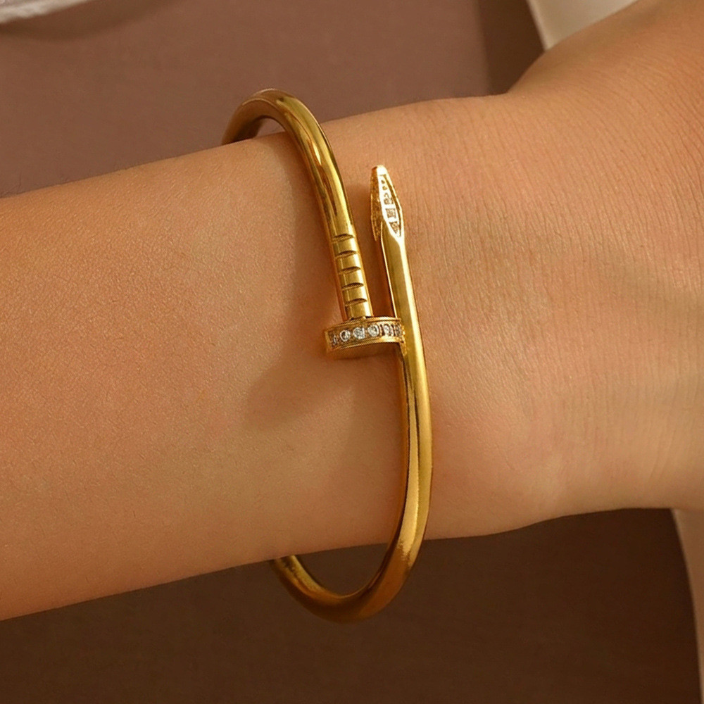 Pulseira de trevo de quatro folhas de aço de titânio moda com diamante titânio aço mão ruim conjunto de pulseira de flor — imagem 2 de 2