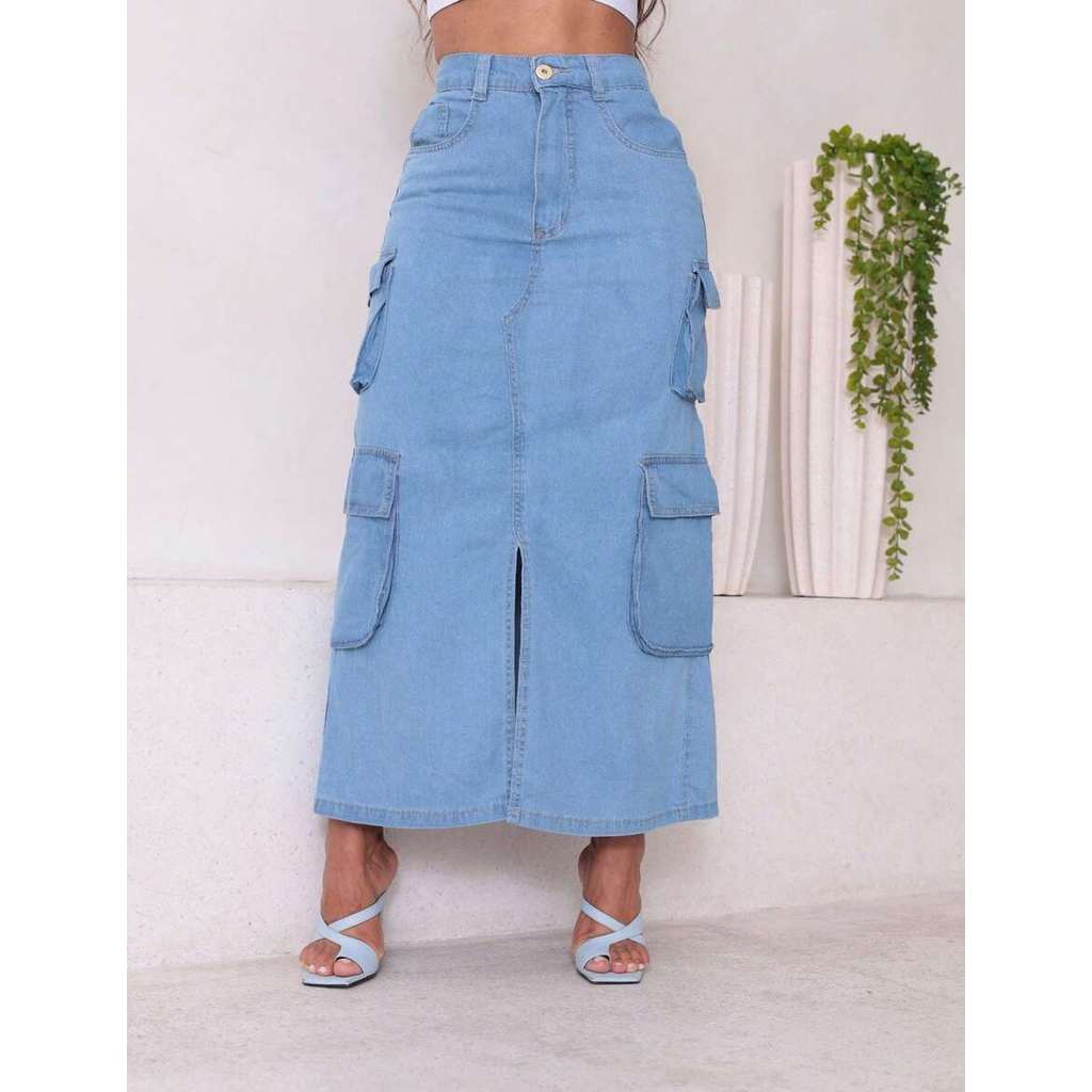 Saia Jeans Longa Cargo Feminina – Cintura Alta, Fenda Frontal e Bolsos Utilitários, Estilo Moderno e Versátil — imagem 2 de 2