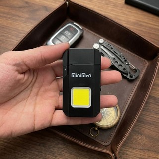 Isqueiro Elétrico Sem Chama USB Recarregável Isqueiro Plasma Com Lanterna LED Iluminação E Acendimento Rápido
