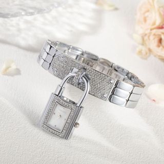 Relógio de quartzo criativo da moda feminina, relógio com pulseira com fecho de diamante e mostrador