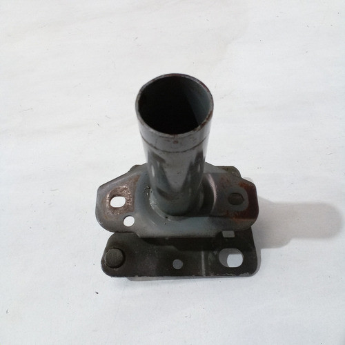 Suporte Da Alma Parachoque Tras Lado Dir Taurus 1997 Sku 63783 (MP)