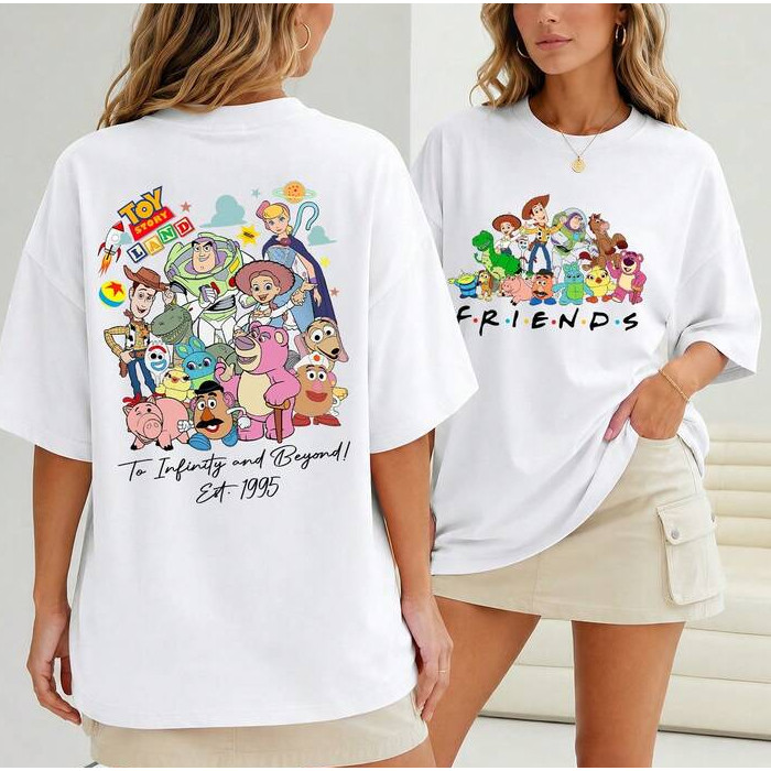 Camiseta Masculina Feminina Oversized Estampa Frente Grupo Personagens Toy Story com Escrito Friends