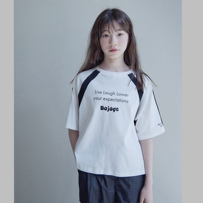 135-155 estilo coreano na moda crianças BJ médio grande crianças preto costura letras versão solta algodão puro camiseta