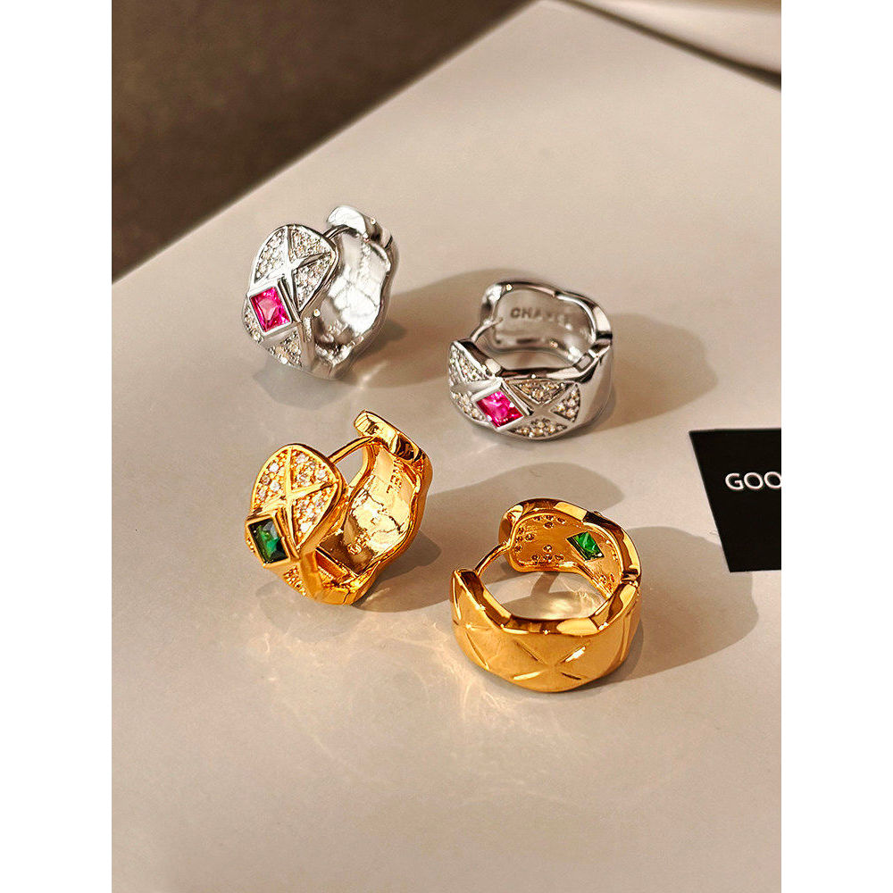 Xiaoxiang estilo rubi diamante brincos feminino luz única luxo High-End brincos de Metal ouro novo estilo brincos