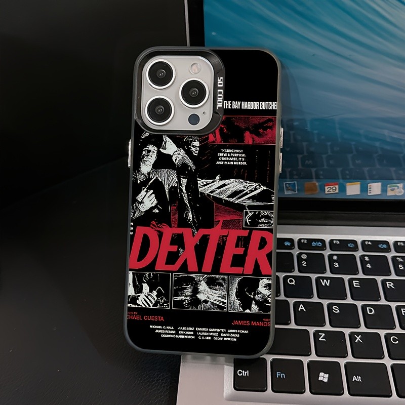 Capa de Telefone Dexter Morgan Compatível com iPhone 17, 16E, 16, 15, 14, 13, 12, 11 Mini Pro Max Air X XR XSMAX 8 7 Plu
