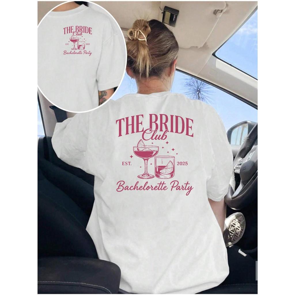 T-shirt gráfica "The Bride Club" para mulheres - Manga curta, decote redondo, top casual com elegante design de copo de em Oferta na Shopee