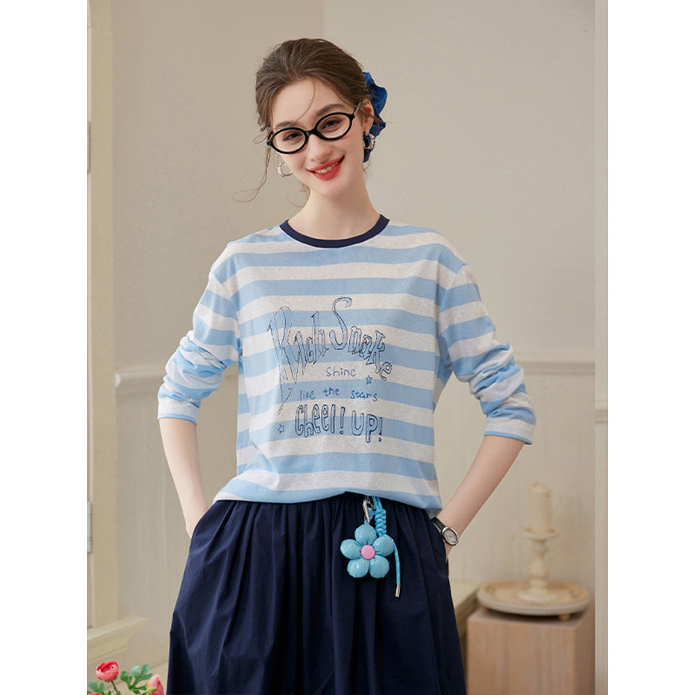 Camiseta listrada de manga comprida com língua de cervo branco 26 primavera novo estilo Casual estilo preguiçoso camisa 
