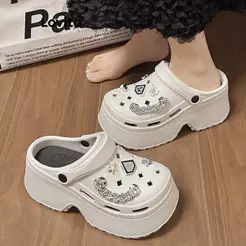Lovito Sandálias Rasteiras Casuais Com Detalhes Em Strass Estrelas E Flores Estilo Coreano Para Mulheres LFA69012