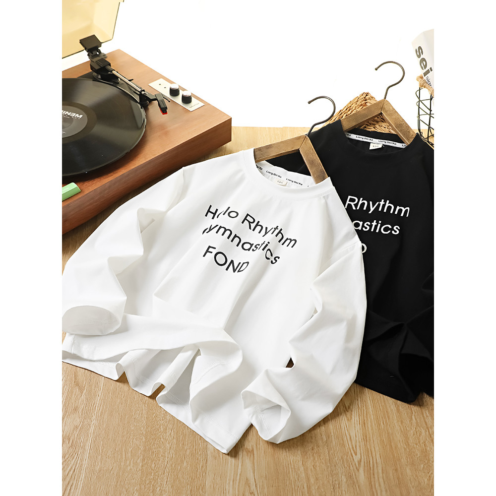 Meninos de manga comprida camiseta primavera outono 2026 novo estilo roupas crianças carta impressa camisa de fundo médi