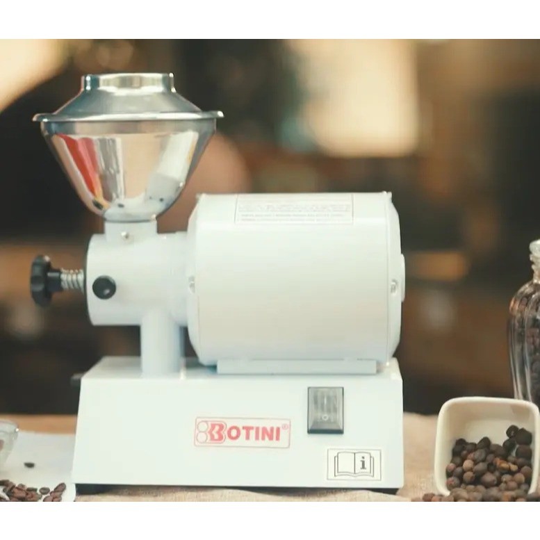Moedor de Café Elétrico Bivolt com Regulagem Botini B55