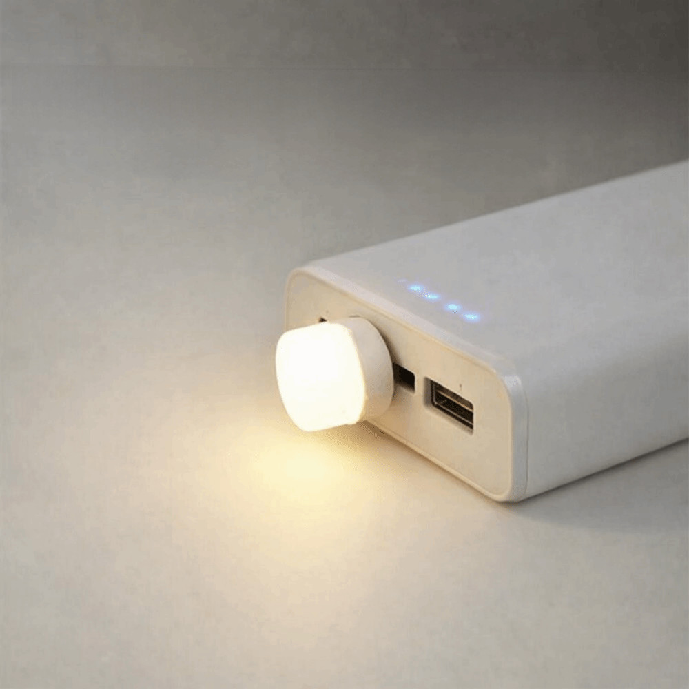 SD413UDC Mini Luz Noturna USB , Tecnologia LED Branca Quente , Lâmpada De Plugue De Formato Redondo