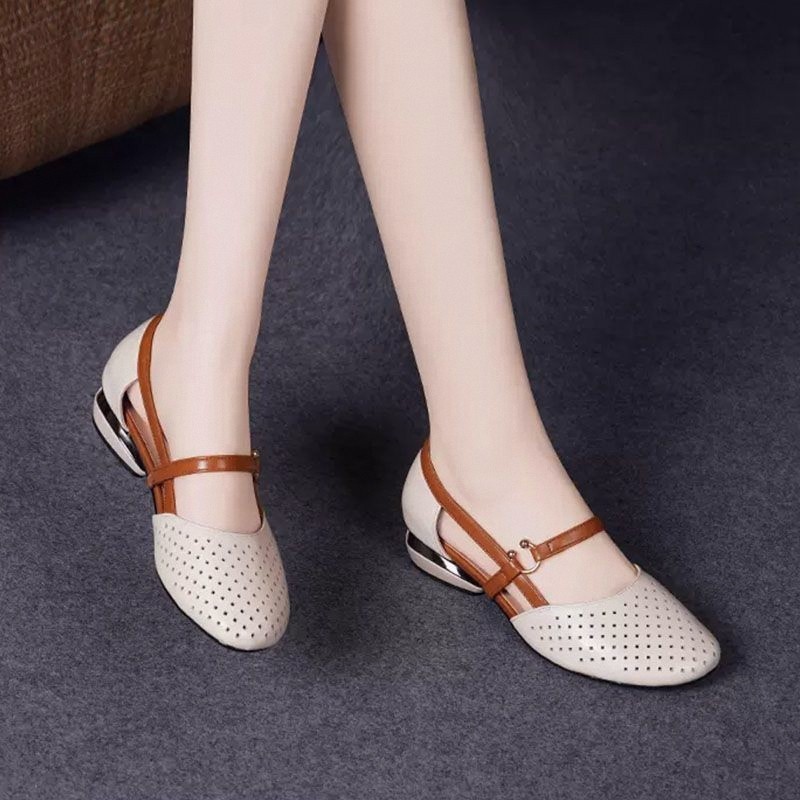 Baotou sandálias verão na moda couro macio mãe sapatos dedo do pé redondo salto médio sola macia antiderrapante oco resp